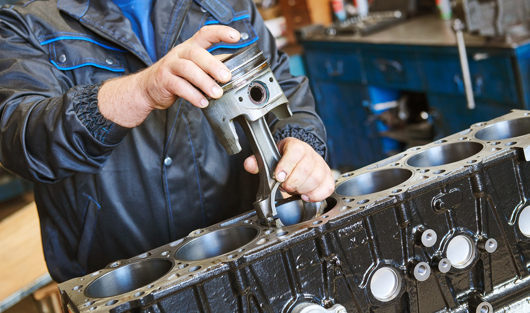 Piston engine defects