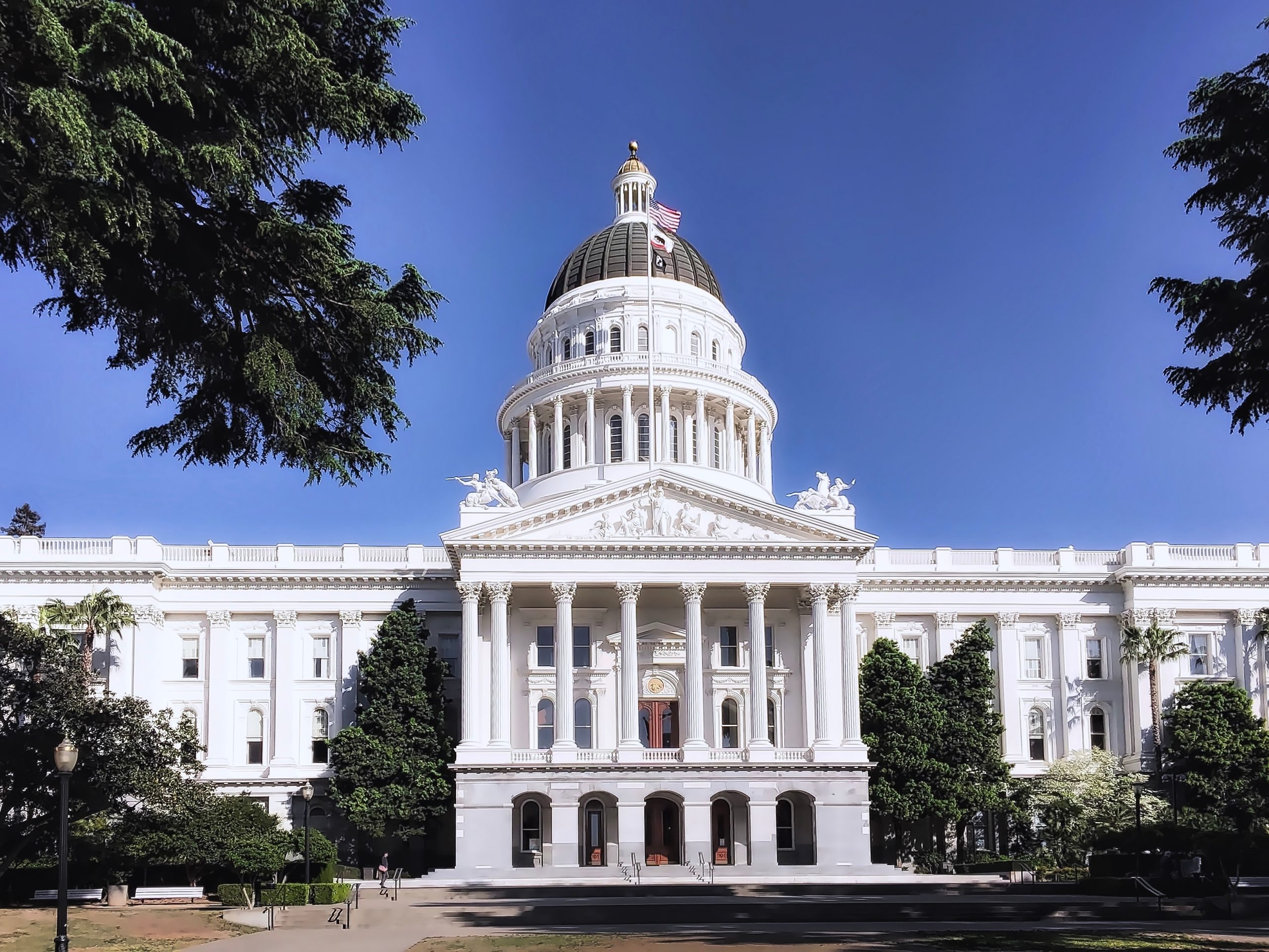 California has strengthened its Lemon Law protections with AB 1755, a bill that affects deadlines and procedures for consumers seeking restitution or vehicle replacement.